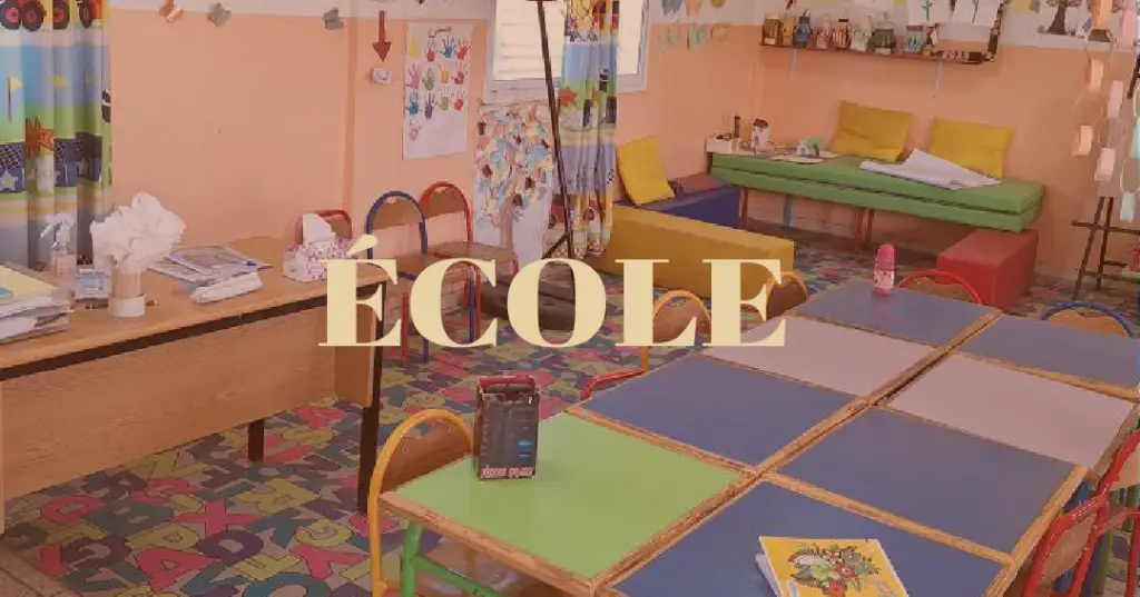 Image dans un carrousel des actions sociales ici qui décrit "Ecole"